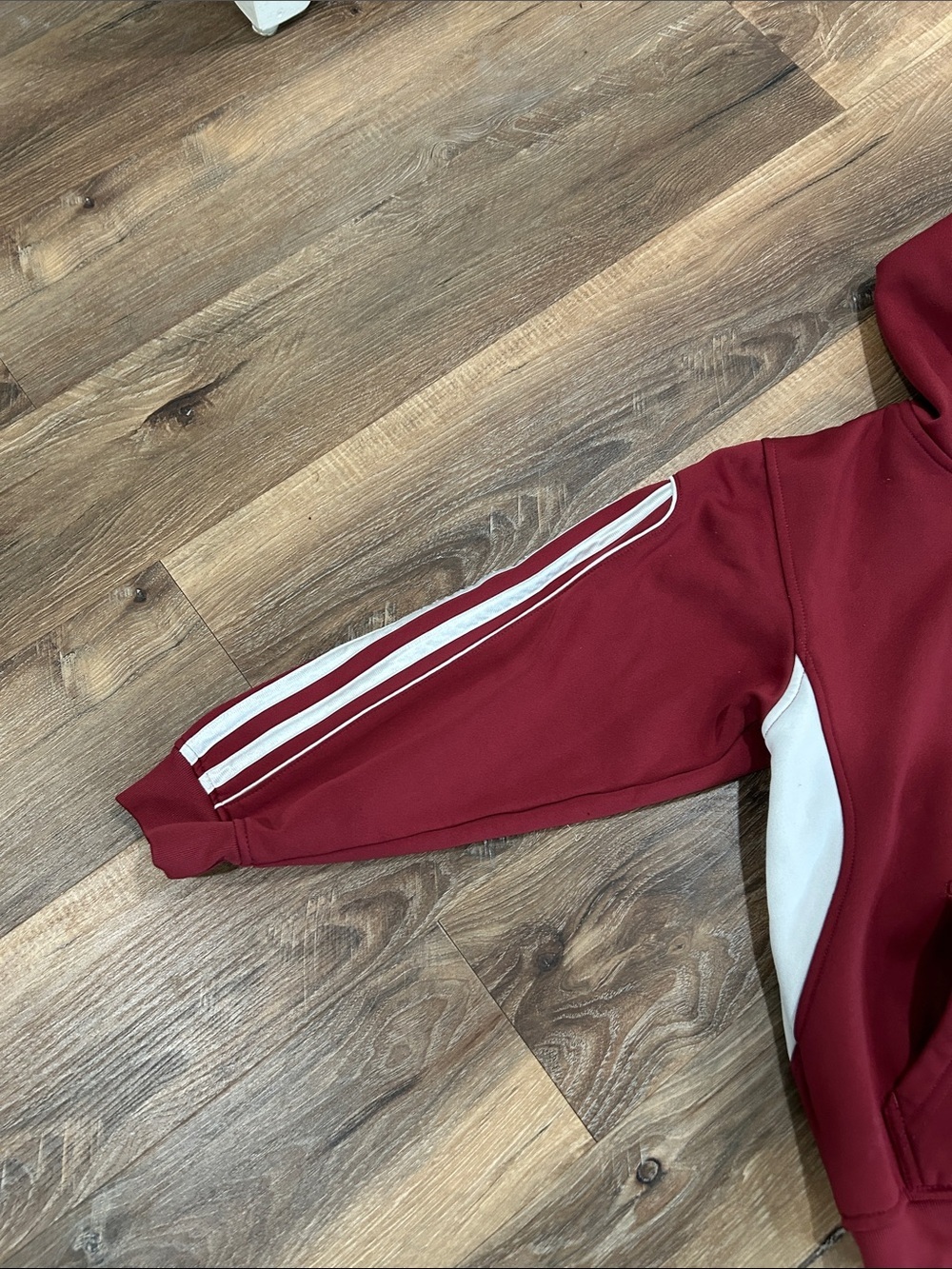 Washington Redskins Hoodie Youth Large (12-14). Burgundy/Gold - Picture 4 of 10